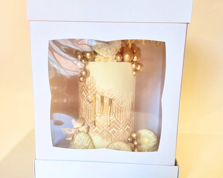 High (35.5cm) cakebox with window 25.5x25.5x35.5cm